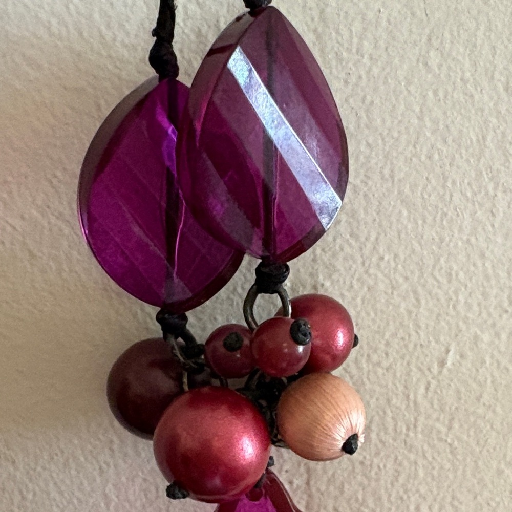 Elegant Purple Statement Necklace - Picture 8 of 8